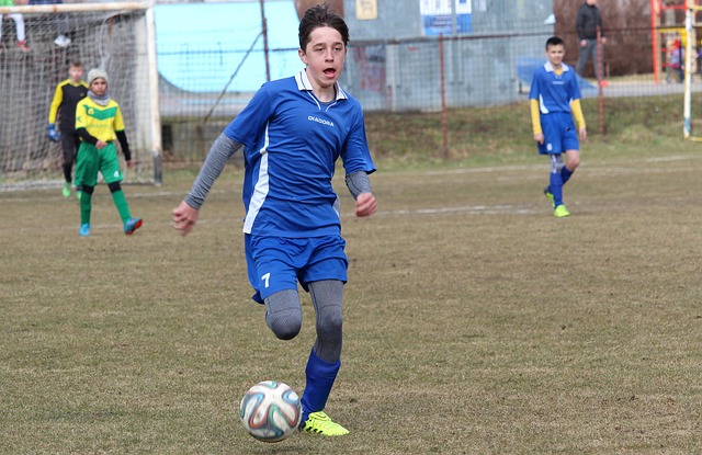 并探讨他在 并探讨他在